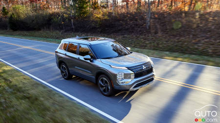 Mitsubishi Finally Unveils its 2022 Outlander
